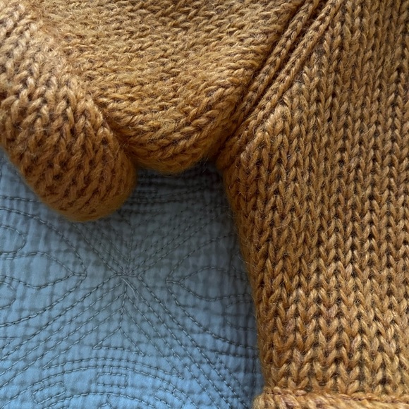 Vintage crop bolero style cardigan. Bullocks Pasadena. Medium - Picture 10 of 16